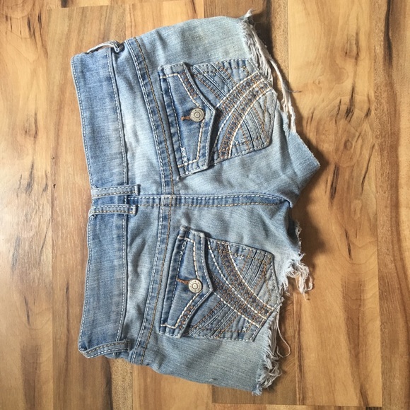 Distressed Rue21 Jean Shorts - Picture 3 of 6